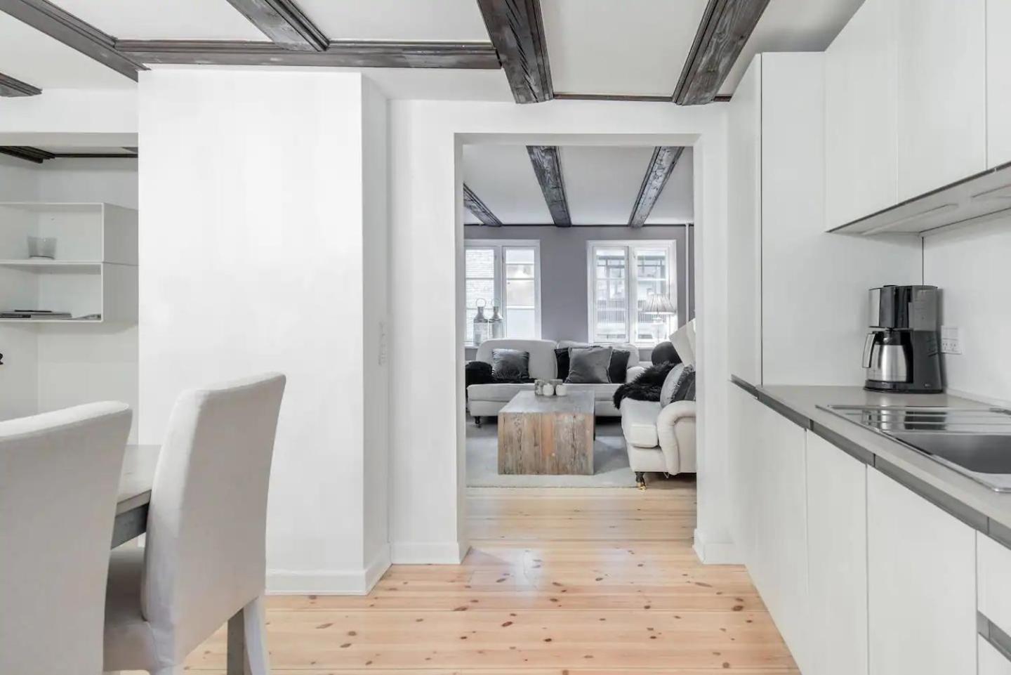 Appartement Connected Luxury In Historical Townhouse