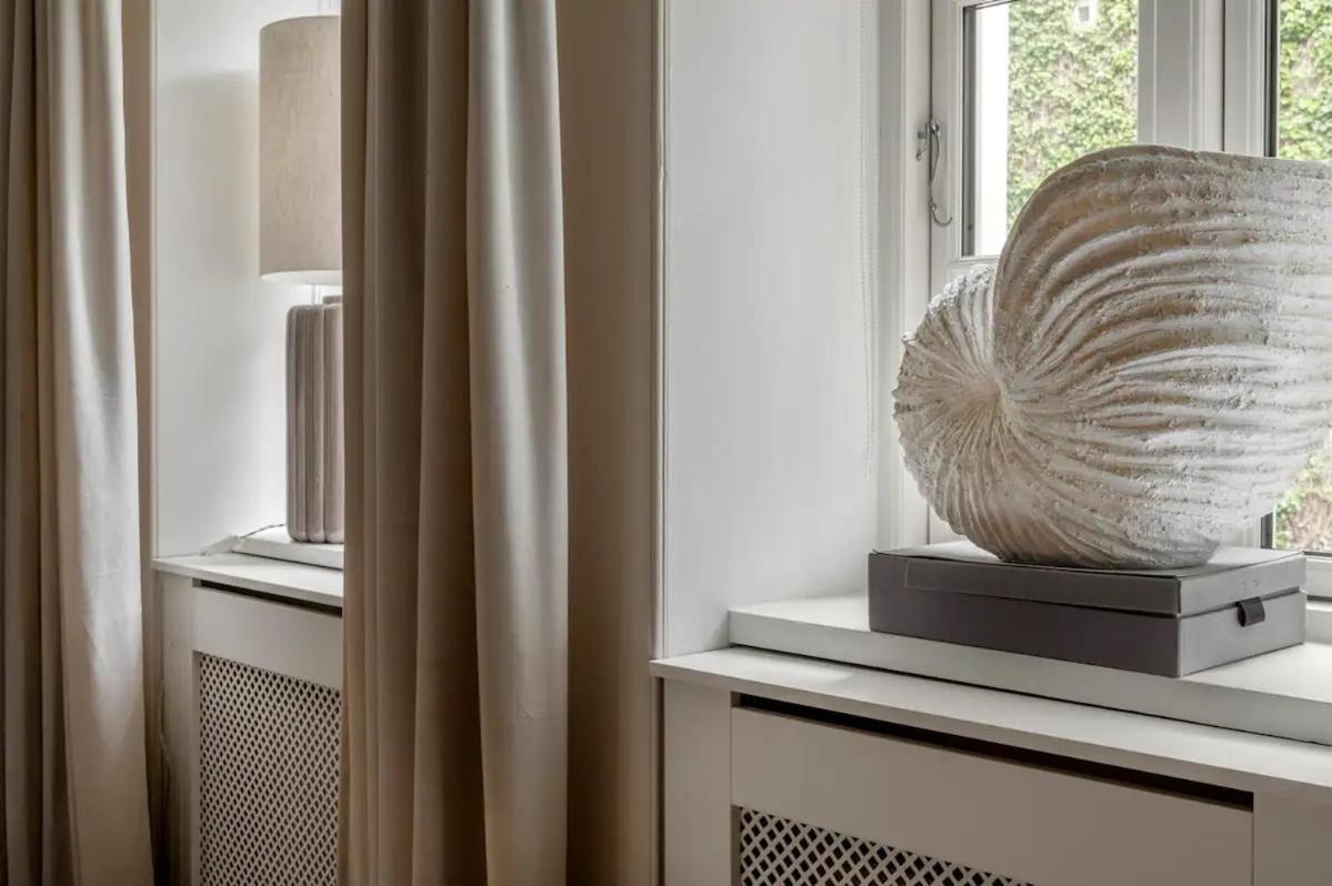 Connected Luxury In Historical Townhouse Copenhague