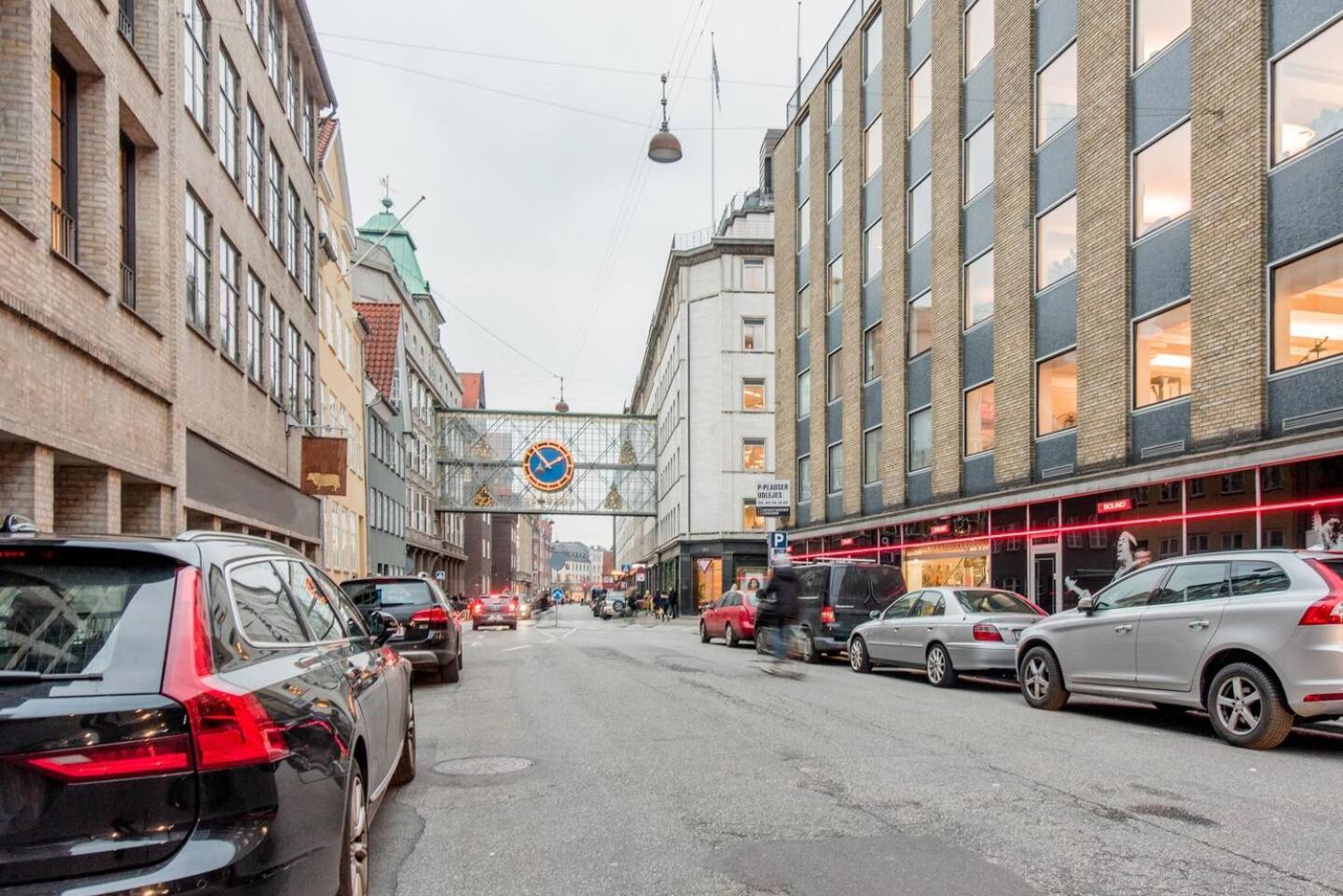 Connected Luxury In Historical Townhouse Copenhague
